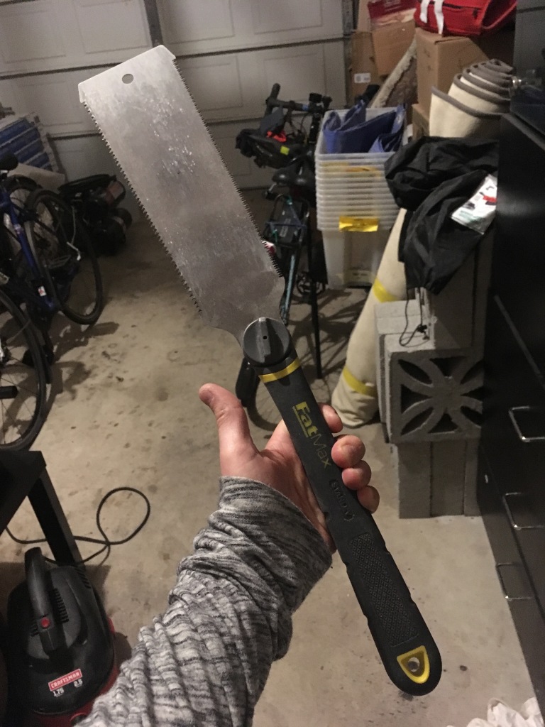pull saw A saw that looks like some kind of fucked-up ninja weapon